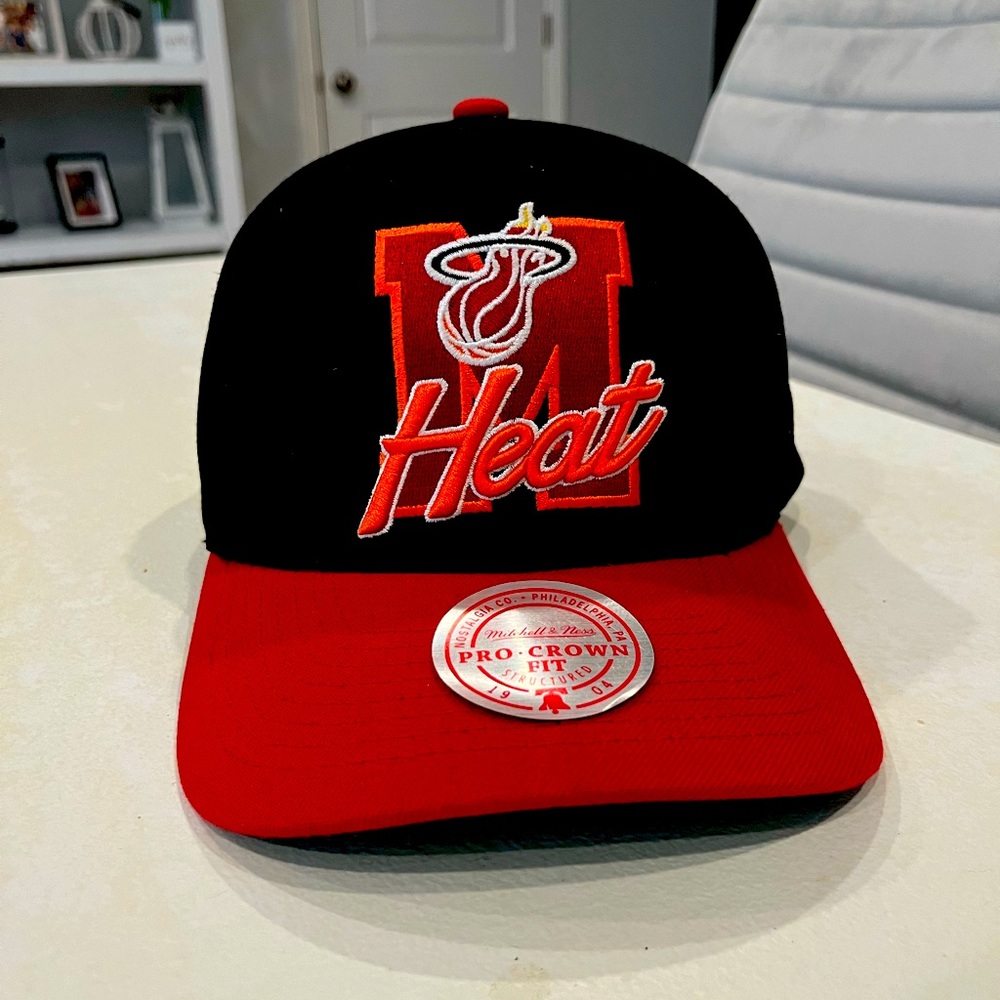 Miami Heat Mitchell and Ness Hat